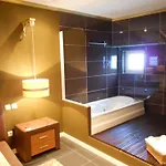 Casa de hóspedes São Gonçalo - *